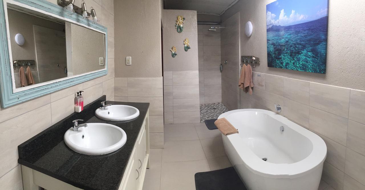 Mountain Creek Lodge Hazyview Bagian luar foto