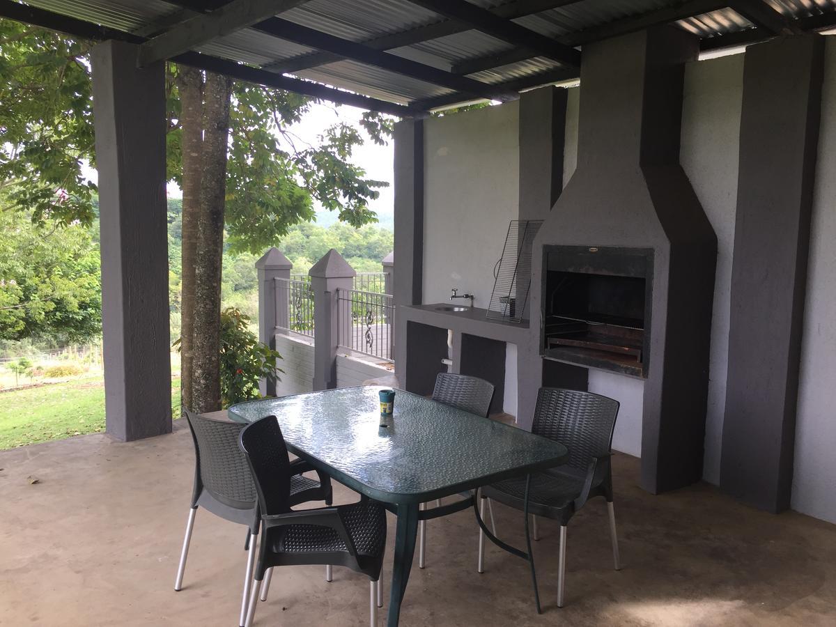 Mountain Creek Lodge Hazyview Bagian luar foto