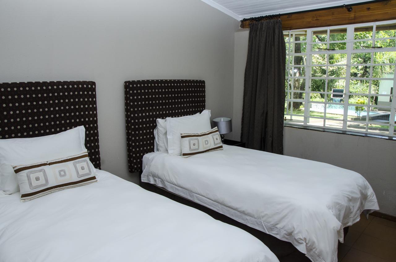 Mountain Creek Lodge Hazyview Bagian luar foto